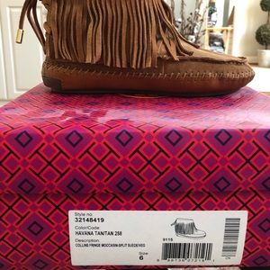 Tory Burch Collins Fringe Suede Moccasins. Size 6